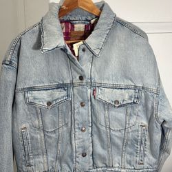 Levi Women Padded Trucker Jacket