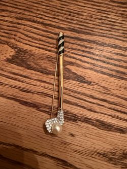 Signed Swan Swarovski Clear Pave' Crystal Faux Pearl Golf Club Brooch Pin- Mint!