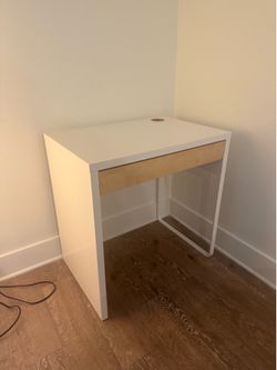 Small White Desk With Drawer