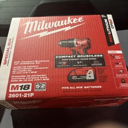 M18 Milwaukee Compact Drill/driver Kit