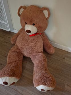 6ft TALL teddy bear 🧸