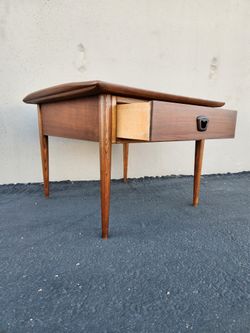 Mid Century End Table 