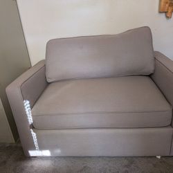 Single Pull Out Couch