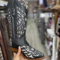 womens western boots