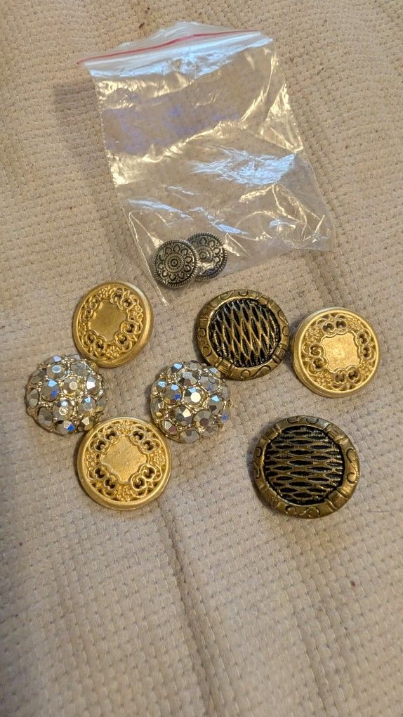Buttons