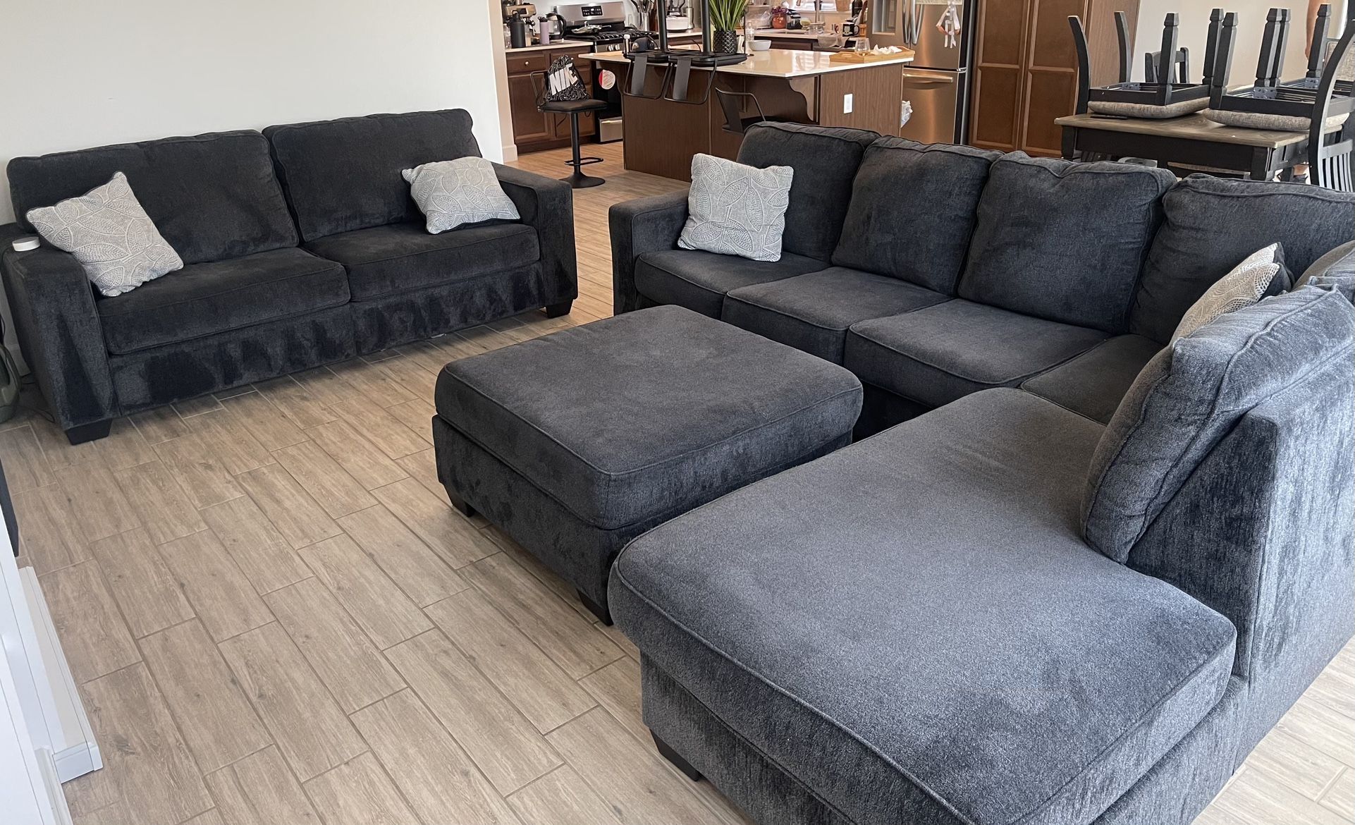 Altari 2 Piece Sectional/Ottoman/Sofa