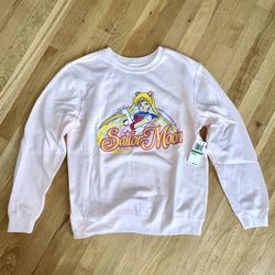 Sailor Moon Pink Graphic Sweatshirt Juniors Large NWT