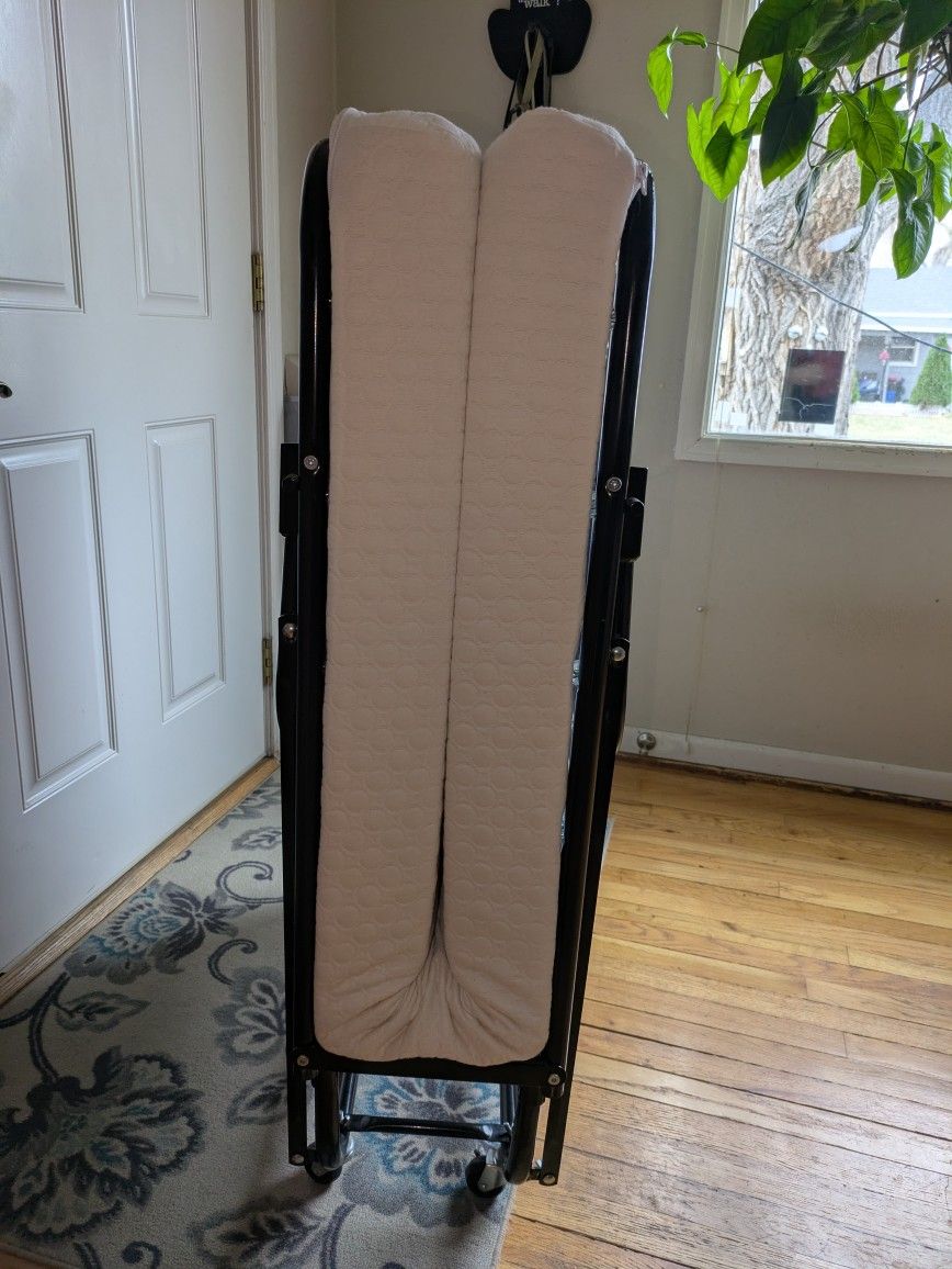 Rollaway Folding Twin Size Bed With 4" Memory Foam Mattress