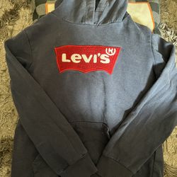 Levis Sweater 