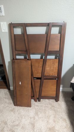 Bookcase, folds up