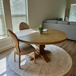 Farmhouse Pedestal 60” Round Dining Table with Curved Legs And Solid Wood Pedestal 