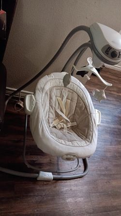 Baby Swing Like New Everything Works And Already Washed The Cloth Part