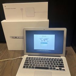 Apple MacBook Air Model A1466 Laptop with Charger