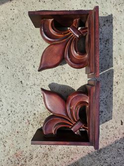 Fleur de Lis carved wood bookends