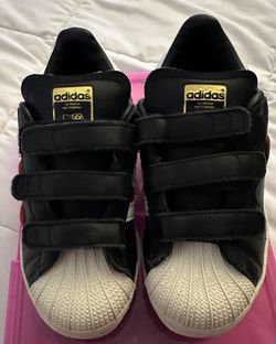 Adidas, hello Kitty little girls one and a half