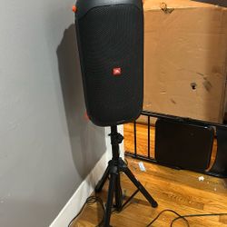2 JBL PartyBox 110 With Stand