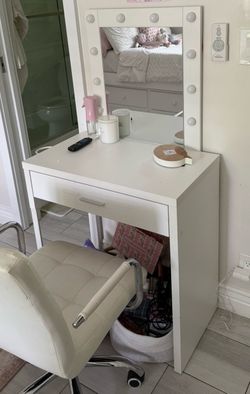 White vanity, pick up today!