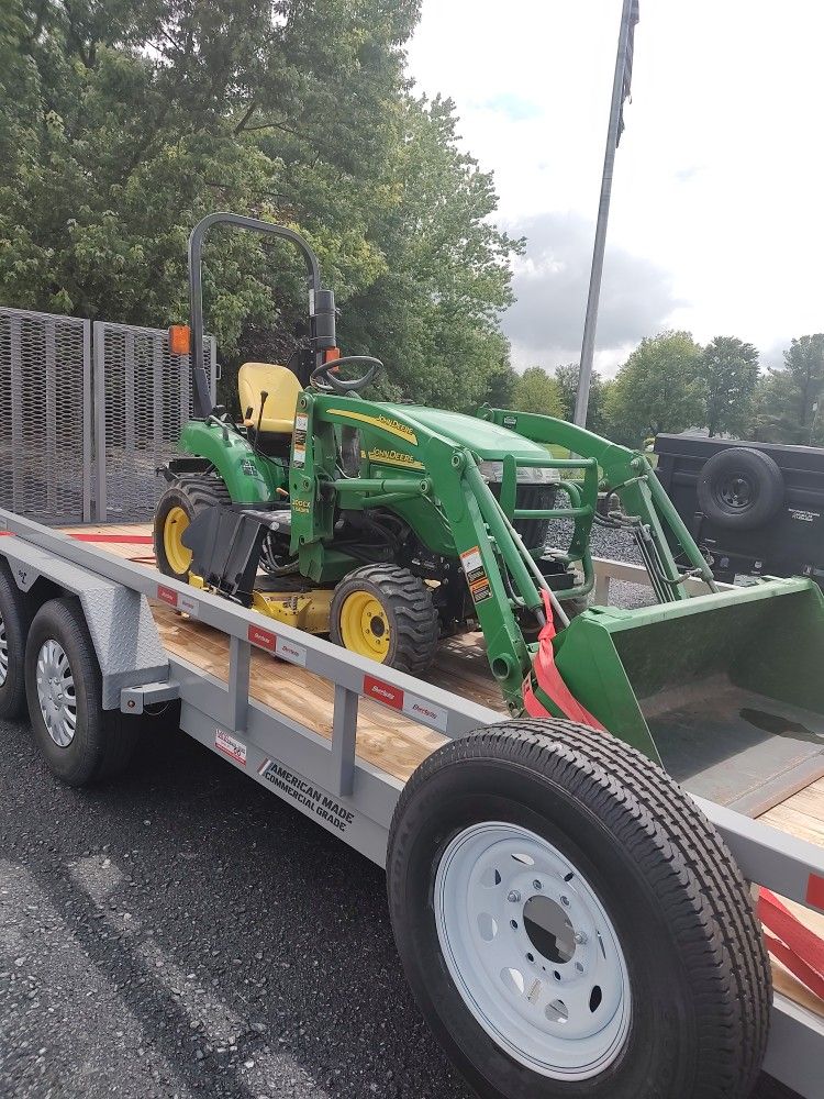 2008 John Deere 2305