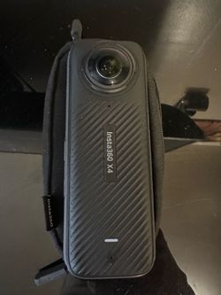 Insta360 X4 Action Camera 8k resolution Touchscreen Black USB-C 2.5in Screen