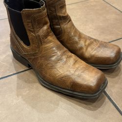 Ariats Mens Midtown Rambler Square Toe Chelsea Boot (11.5)