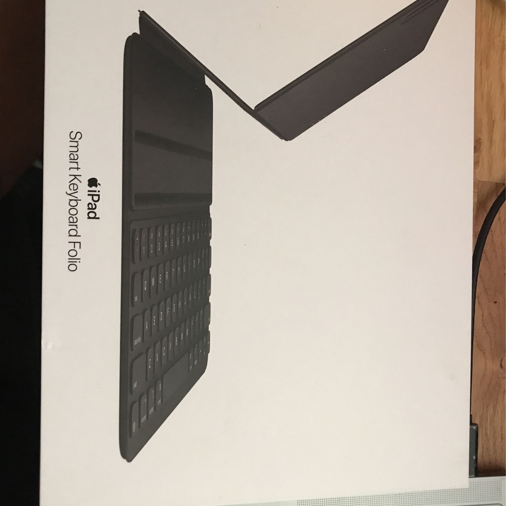 Apple iPad Keyboard 11 Inch - Smart Folio