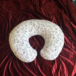 Boppy pillow