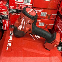 Milwaukee M18 1/2 Inch Impact 1600 Ft Lbs 