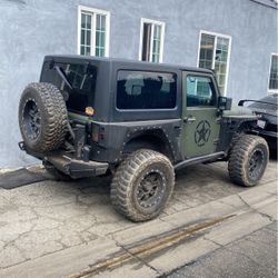2014 Wrangler Willys Wrap 6 Speed 