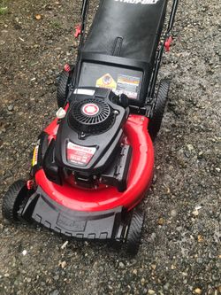 New style lightweight troy Bilt push lawnmower very powerful