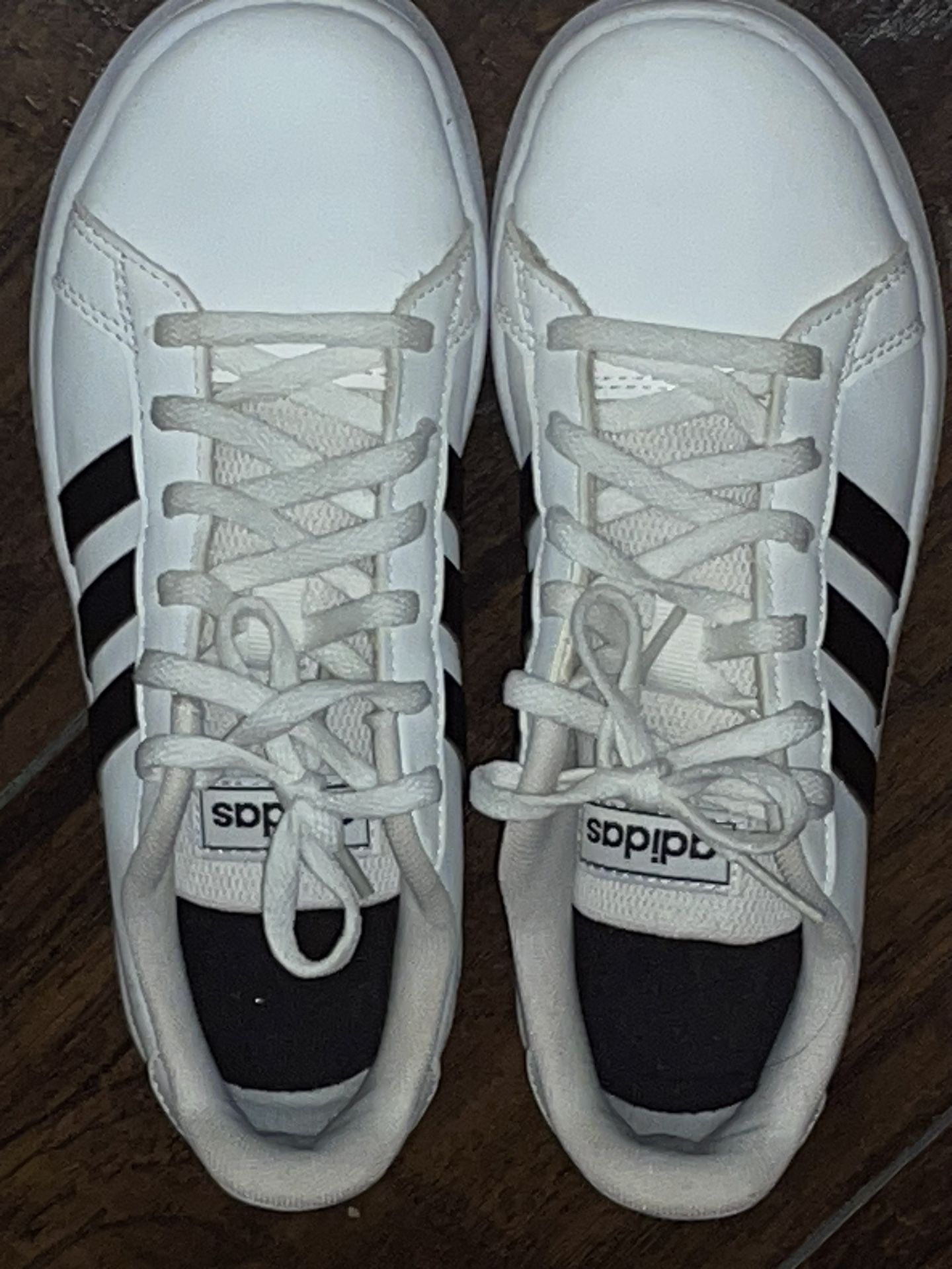 Adidas Superstars- White - 3.5 In Kids 