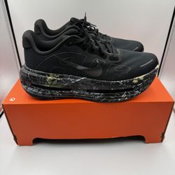 Nike Vomero Premium Black Realtree Size 12 New (No Lid)