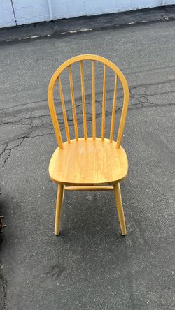 WOODEN CHAIR.