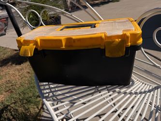 Plastic Tool Box with Latch and Handle