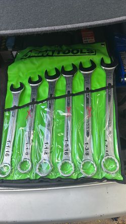 Combo wrenches