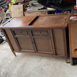 Stereo Console 