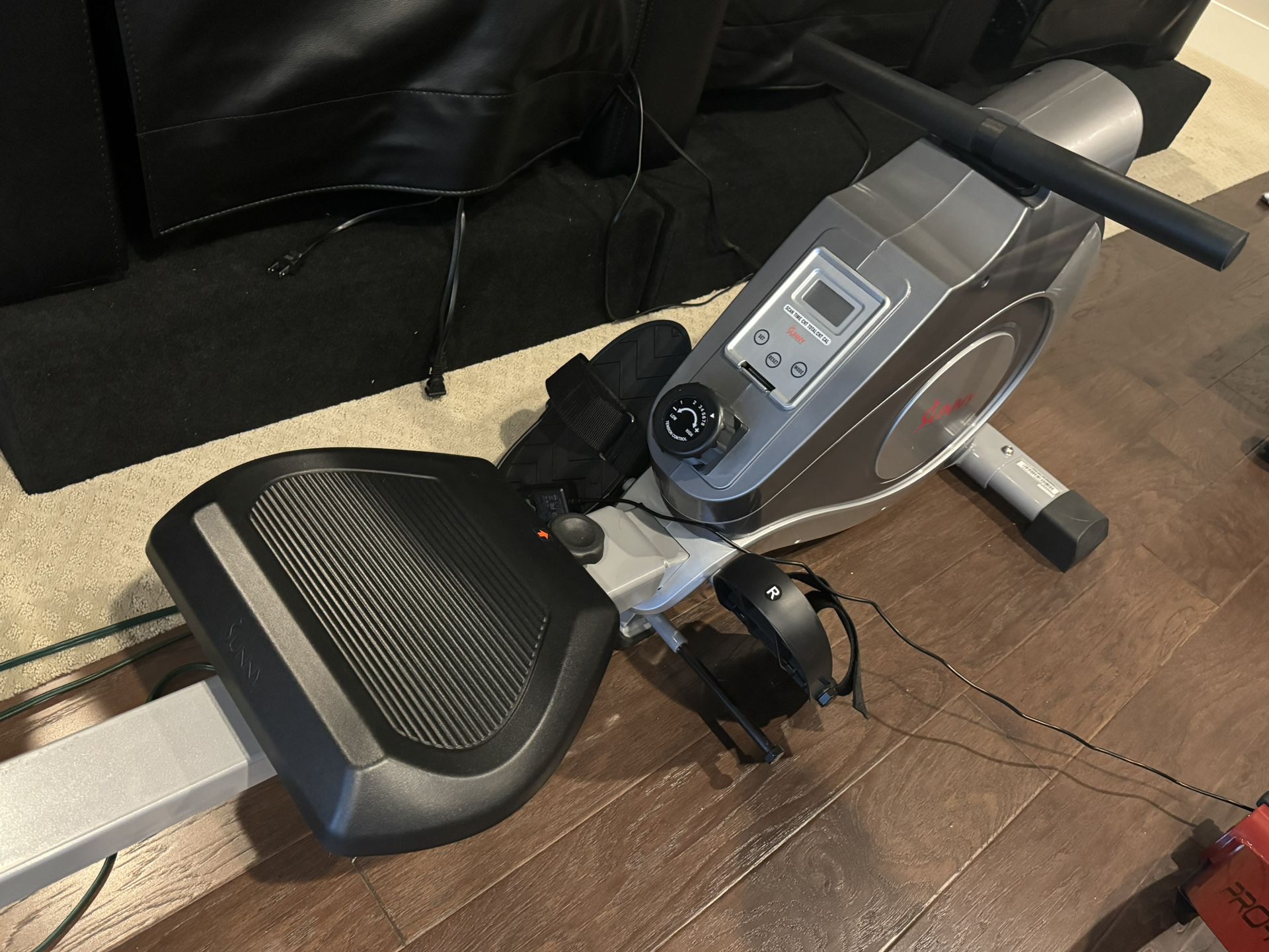 Used Sunny Health And Fitness Magnetic Rowing Machine