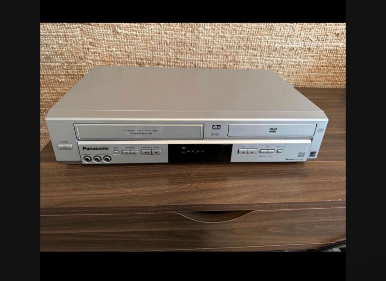 Panasonic DVD/VCR 4-Head Combo 