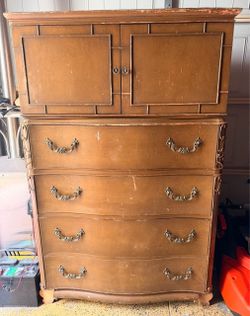 Vintage dresser