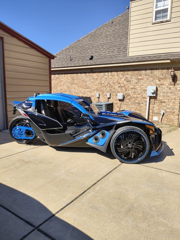 2021 POLARIS SLINGSHOT