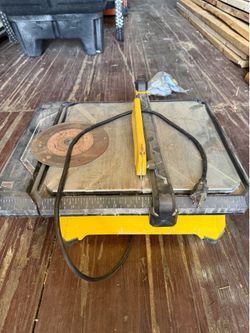 Qep tile saw