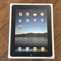 Apple iPad 1st Gen. 32GB, Wi-Fi + 3G 9.7in Bundle OEM Box 2 Chargers & 10w Brick