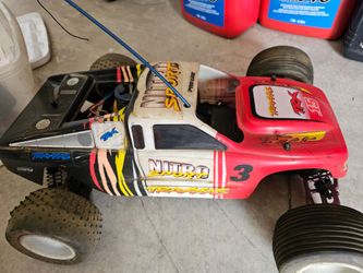 Nitro Rustler RC truck vintage traxxas