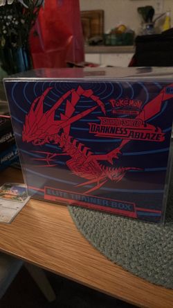 Pokemon Darkness Ablaze ETB