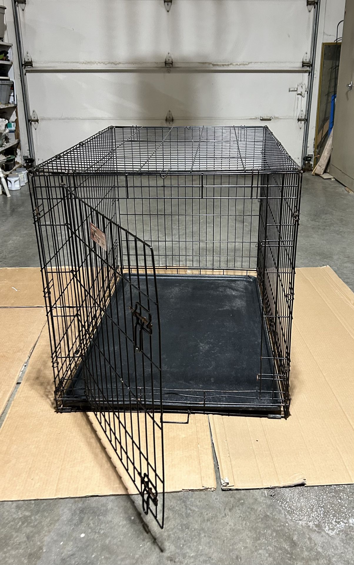 Large Pet Crate / Dog Cage