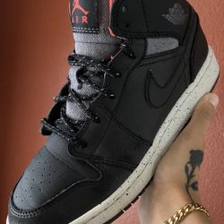 Air Jordan 1 Mid GS ‘Holiday’