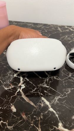 Meta Quest 2 VR Headset