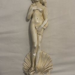 Birth of Venus Statue