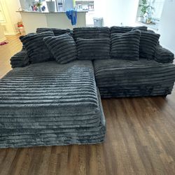 Like New Couch