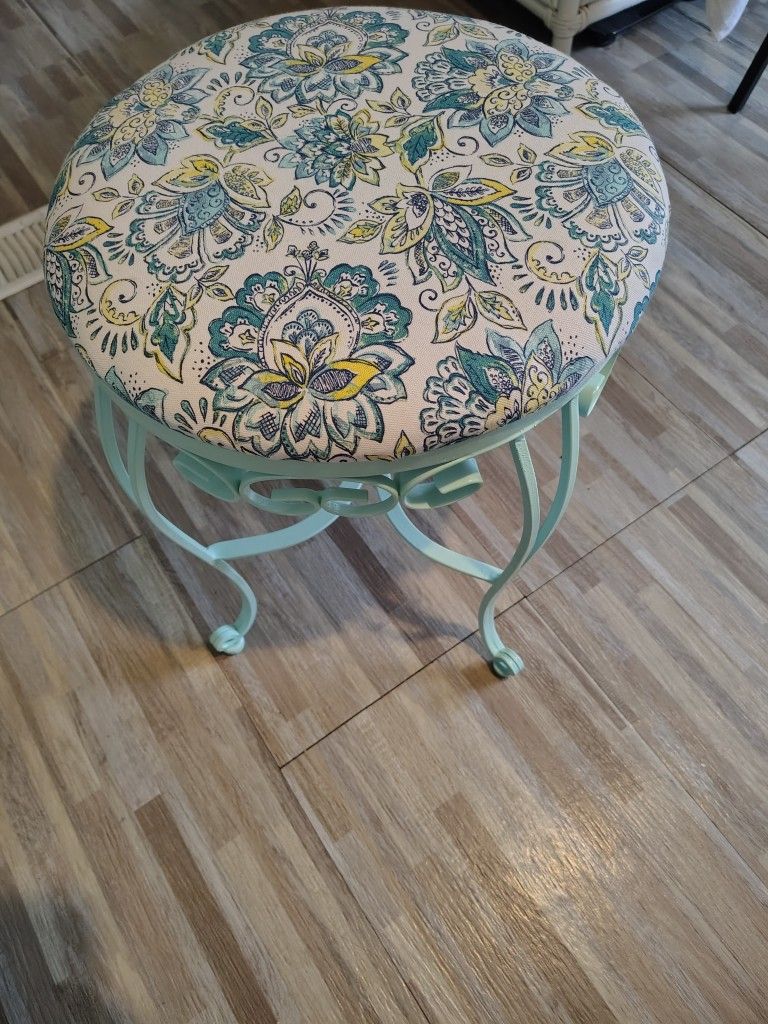 Vanity Bench. 