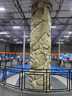 24' rockwall 8 person belay